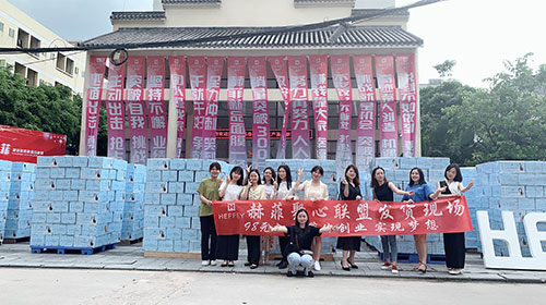 苗苗01.jpg 苗苗01.jpg