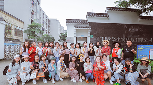 苗苗06.jpg 苗苗06.jpg