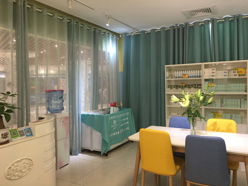 iPhone 6s Plus F2.2 1_17s ISO5006.jpg iPhone 6s Plus F2.2 1_17s ISO5006.jpg